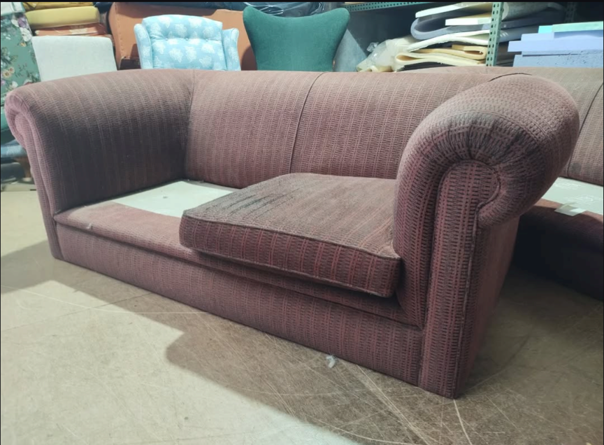 Summerbank settee Perth