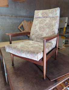 A manhattan chair ready to be restored